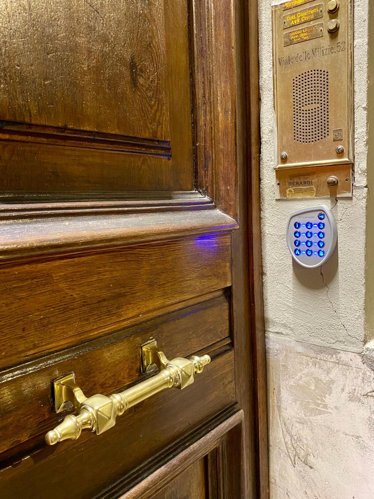Queen Of Rome Luxury Rooms Eksteriør bilde